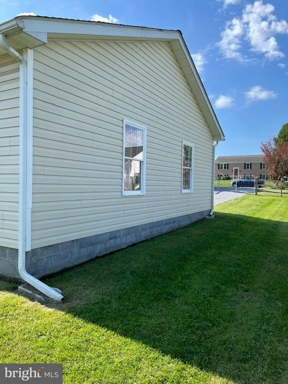 Photo of 15932 HIBISCUS DRIVE