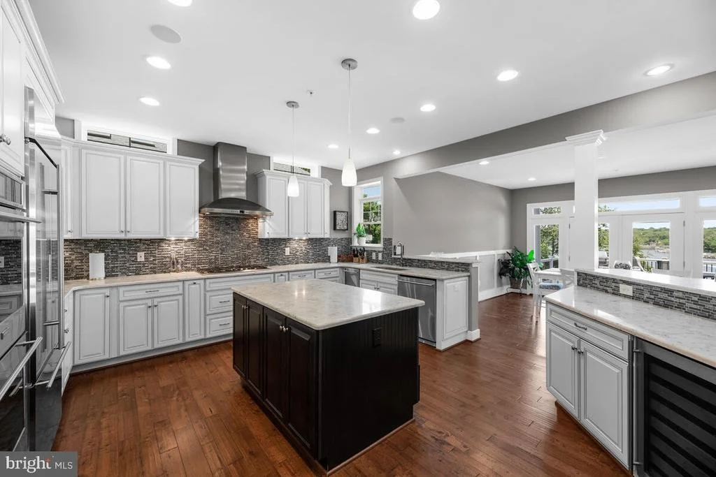 Photo of 1162 OAK VIEW DRIVE
