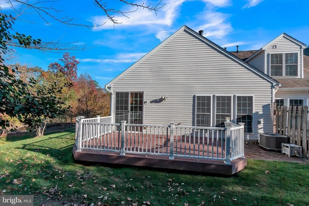 Photo of Unit 4 at 702 EMERALD WAY