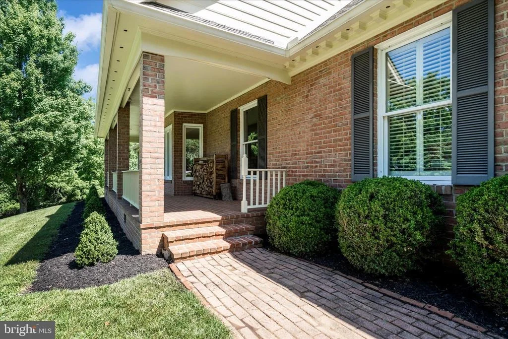 Photo of 6742 DEER SPRING LANE