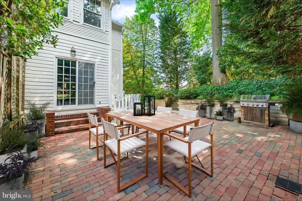 Photo of 4651 Q STREET NW