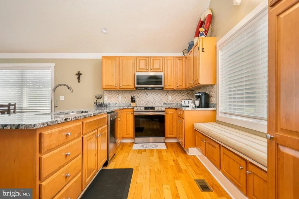Photo of 25 SILVER TREE LANE