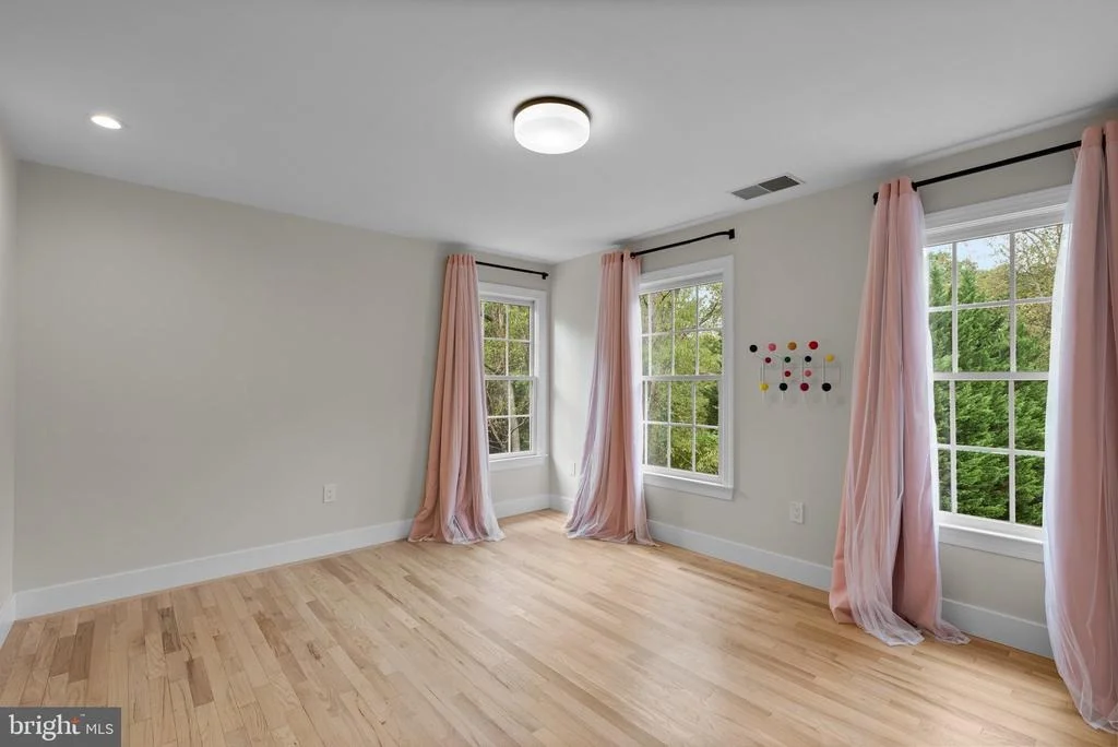 Photo of 11 WARRENTON DRIVE