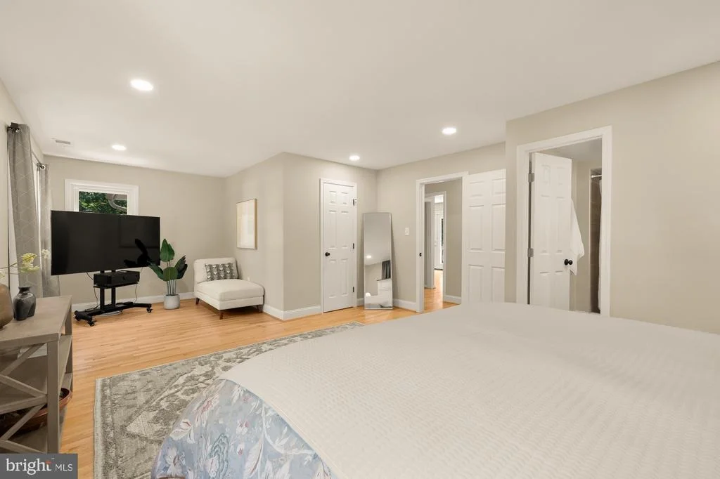 Photo of 45383 PERSIMMON LANE