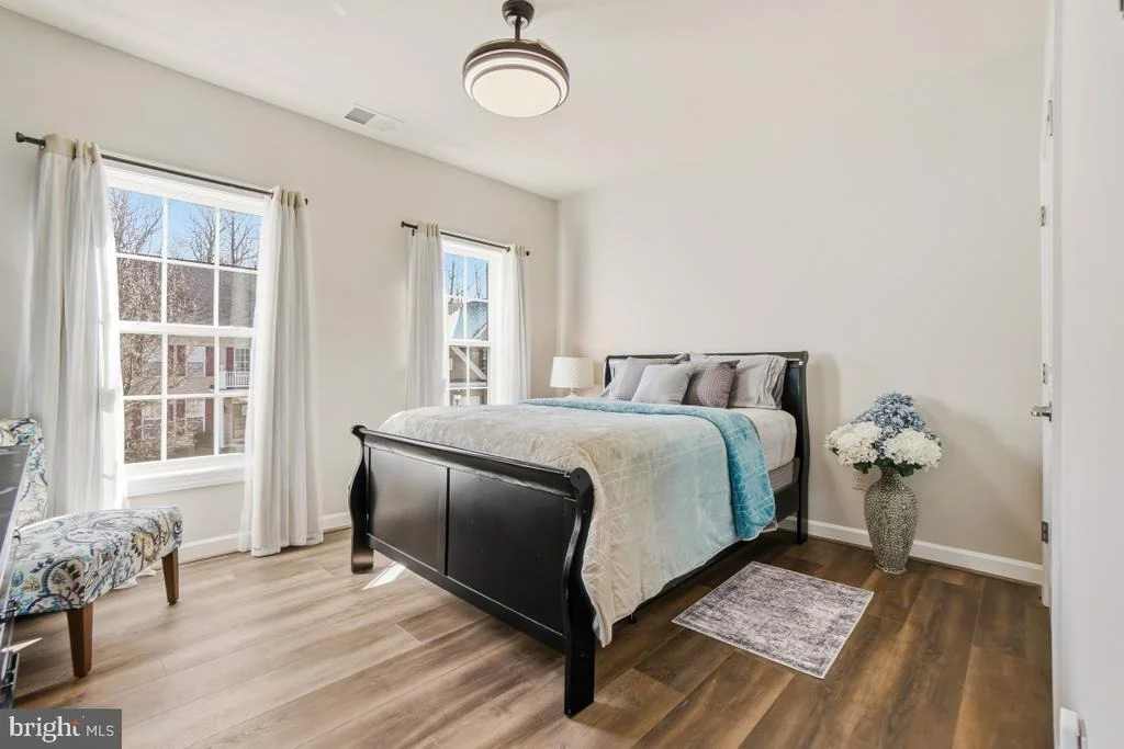 Photo of 15312 SIR EDWARDS DRIVE