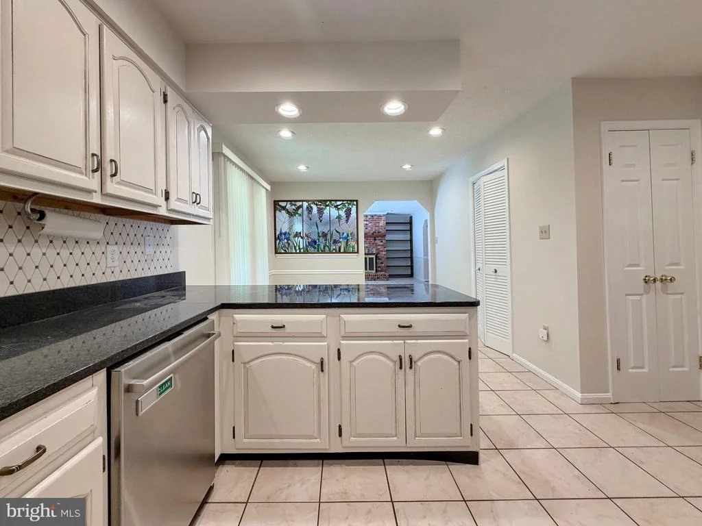 Photo of 6499 AURA DRIVE