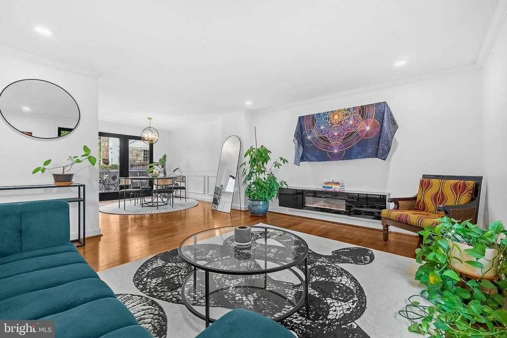 Photo of 302 TAURUS DRIVE