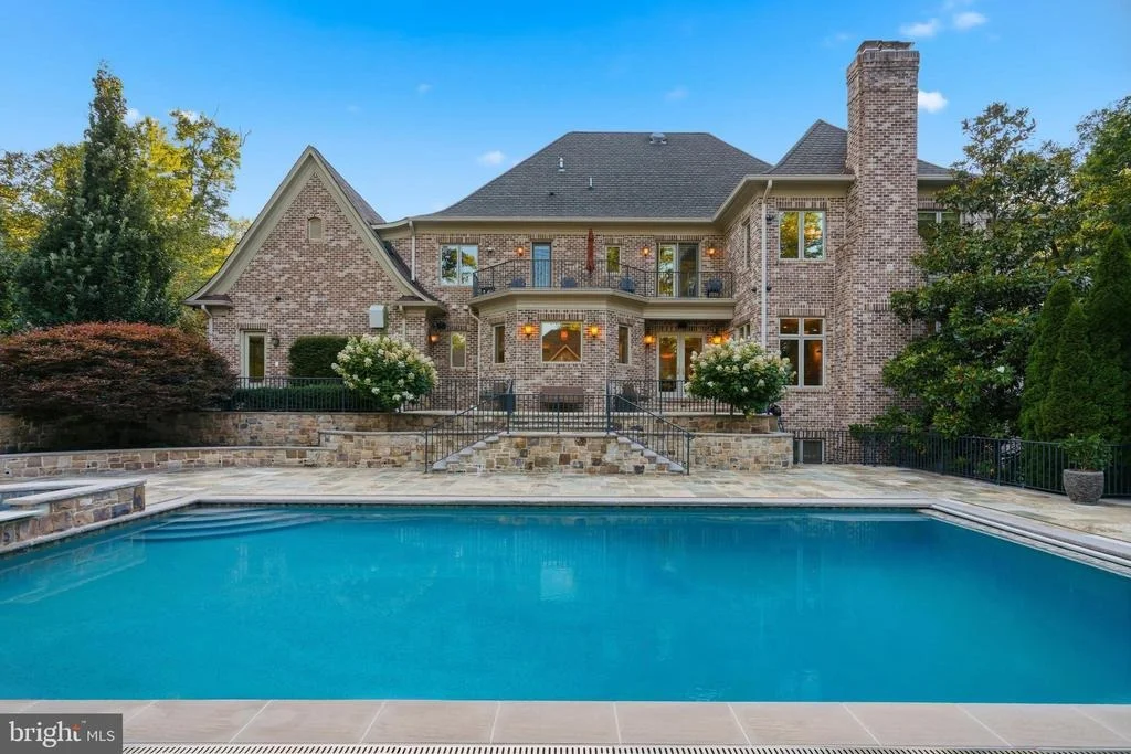 Photo of 1239 DALEVIEW DRIVE