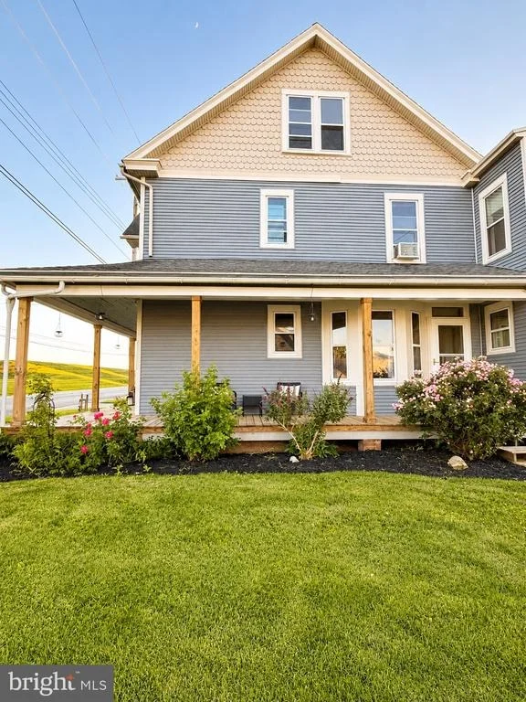 Photo of 716 HANOVER PIKE