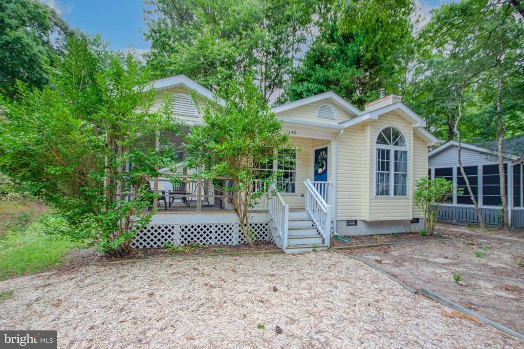 Photo of 1142 OCEAN PARKWAY