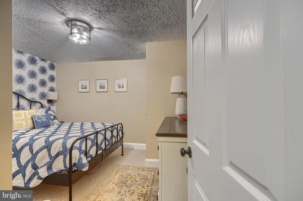 Photo of 1004 PEPPARD DRIVE