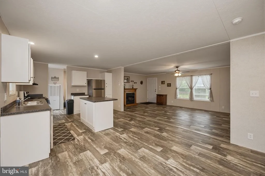 Photo of 635 DENNETT ROAD