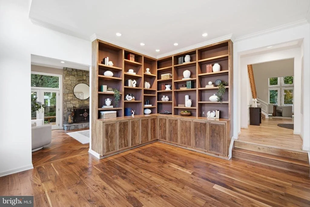 Photo of 6505 RIVER ROAD