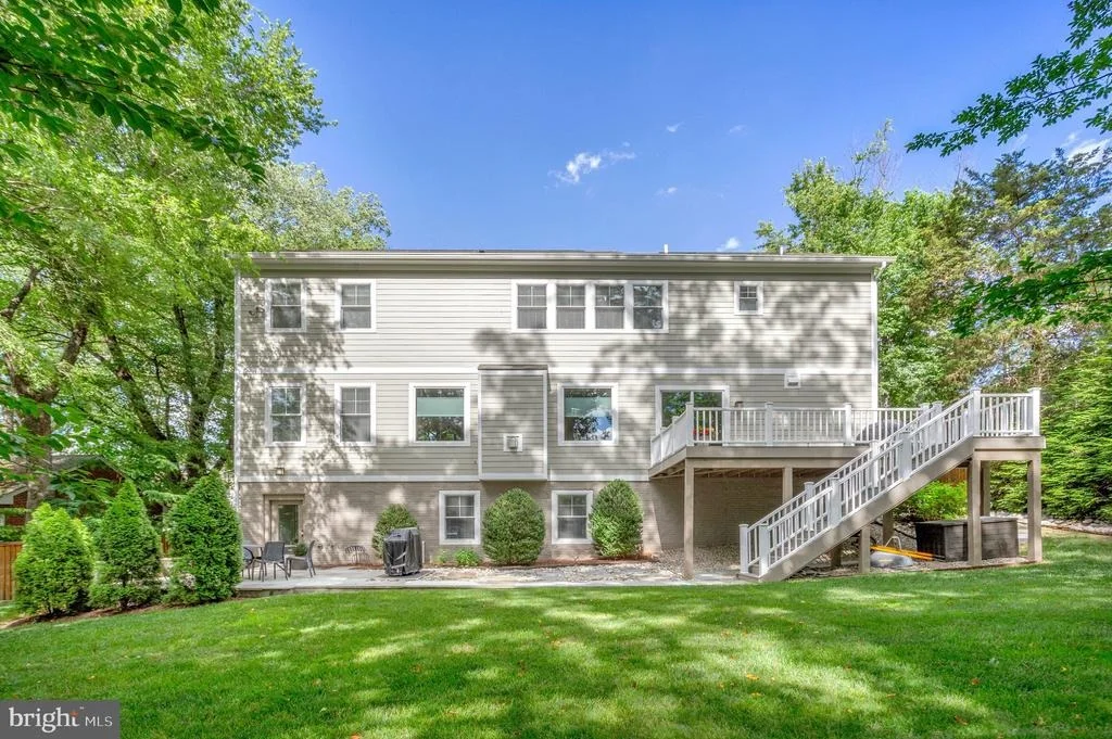 Photo of 1712 EAST AVENUE