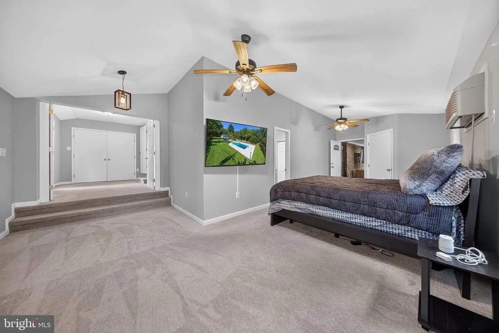 Photo of 7301 WOODYARD ROAD