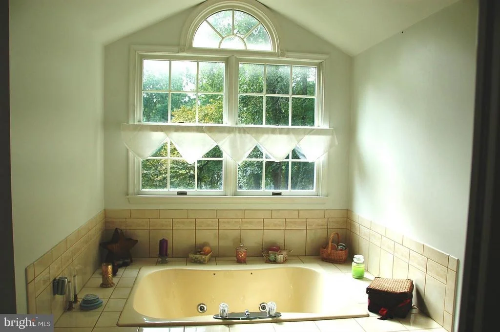 Photo of 6444 MEADOWLARK DRIVE