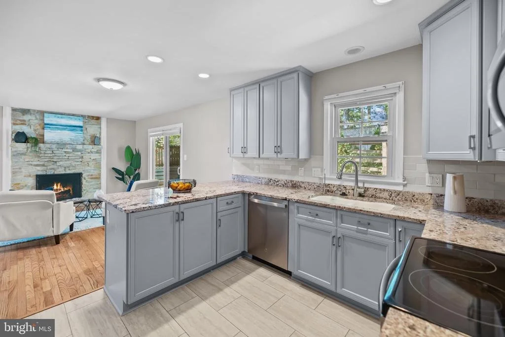 Photo of 9556 PINE BOUGH PLACE