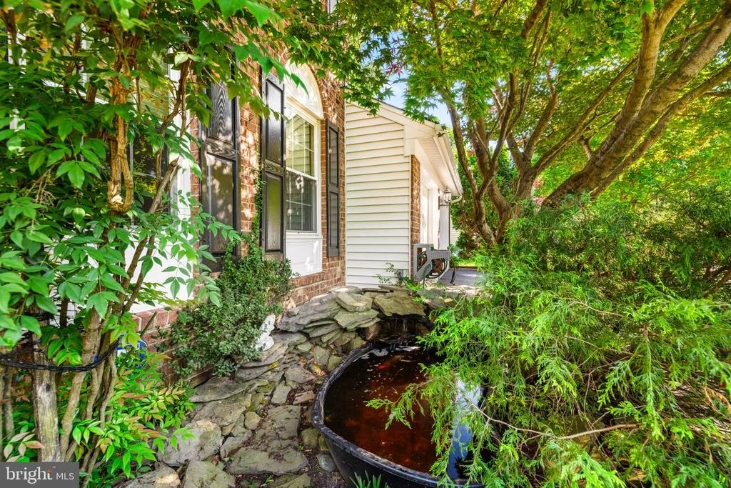 Photo of 9454 LAPSTRAKE LANE
