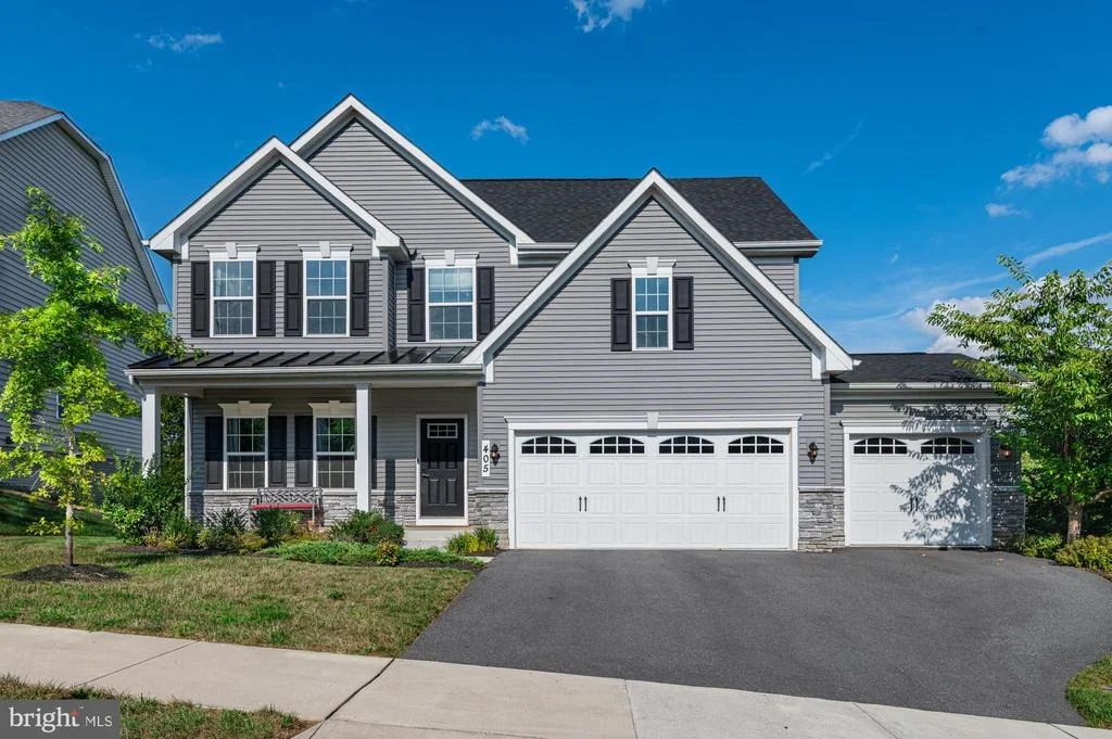Photo of 405 POTOMAC VIEW PARKWAY