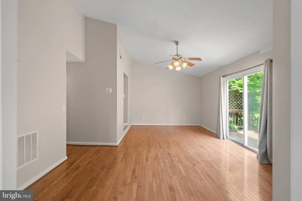 Photo of 14115 MANOR ROAD