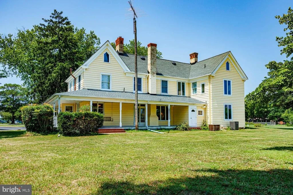 Photo of 2208 HORNS POINT ROAD