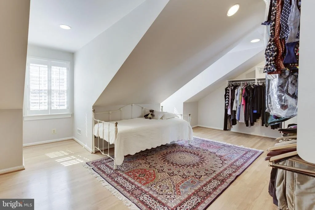 Photo of 7614 TIMBERLY COURT