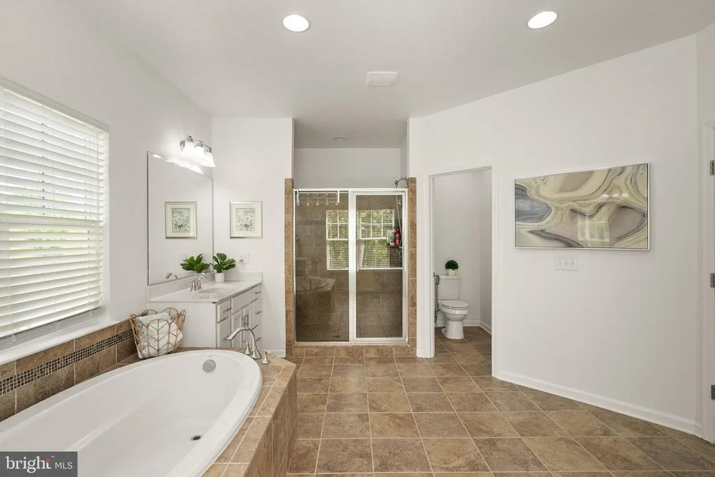 Photo of 41125 SHEFFIELD FOREST DRIVE