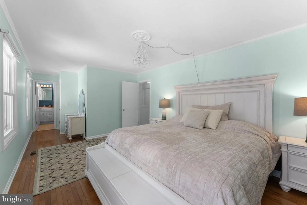 Photo of 6099 RIVER FOREST DRIVE