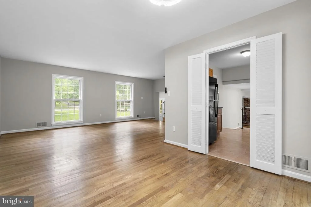 Photo of 1585 KIMBLEWICK ROAD