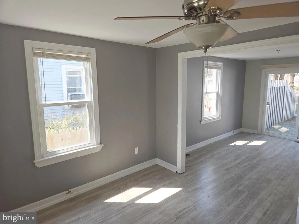 Photo of 10 HAWTHORNE AVENUE