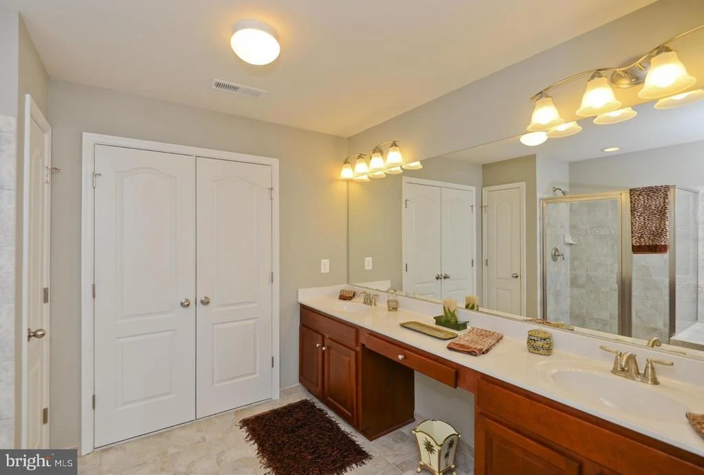 Photo of 9408 LOMAX FOREST DRIVE
