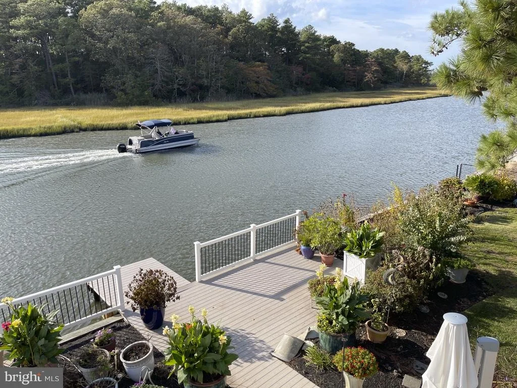 Photo of 47 HOLLY ROAD