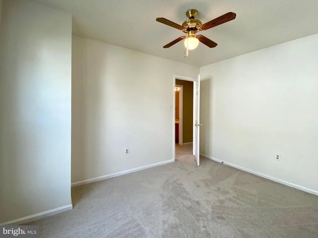 Photo of 14703 PONDSIDE DRIVE