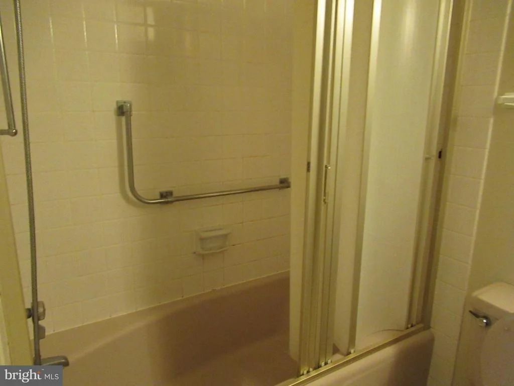 Photo of Unit 101E at 3642 GLENEAGLES DRIVE
