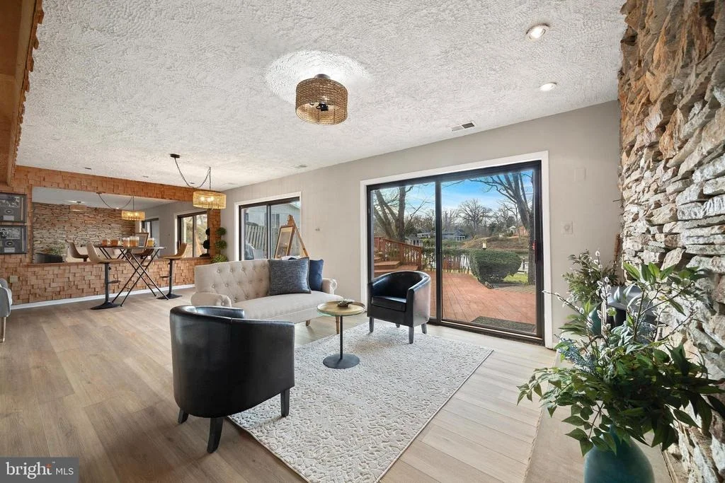 Photo of 1836 BURLEY LANE