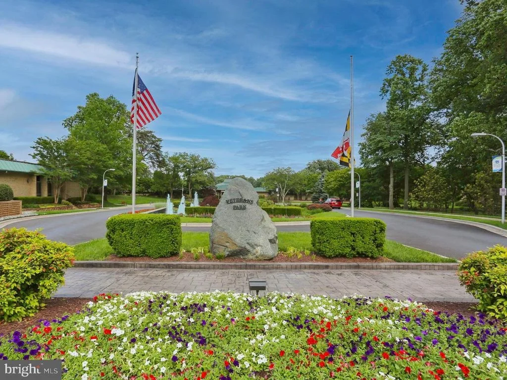 Photo of Unit 1126 at 15101 INTERLACHEN DRIVE