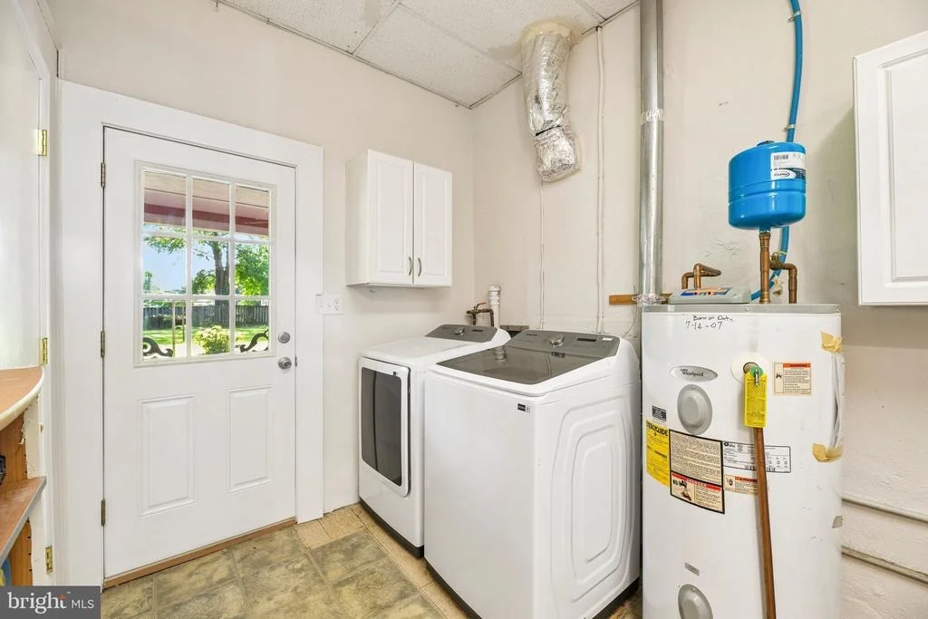 Photo of 8420 LEAF ROAD