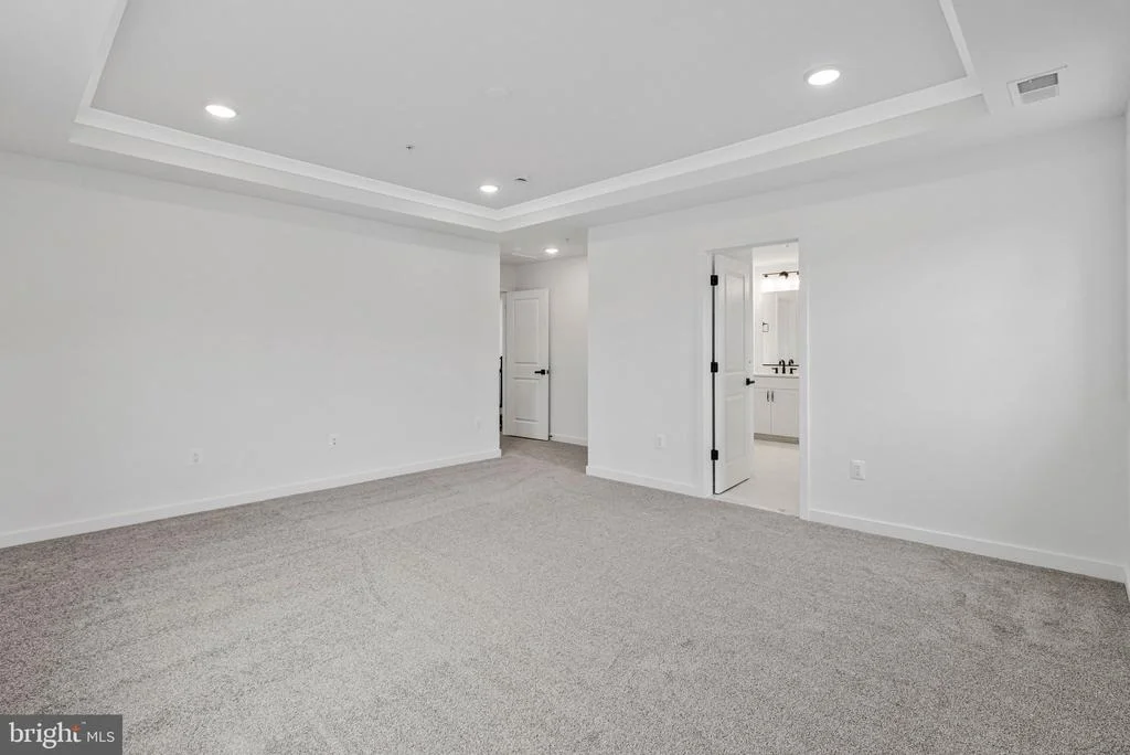 Photo of 2000 ARAM DRIVE