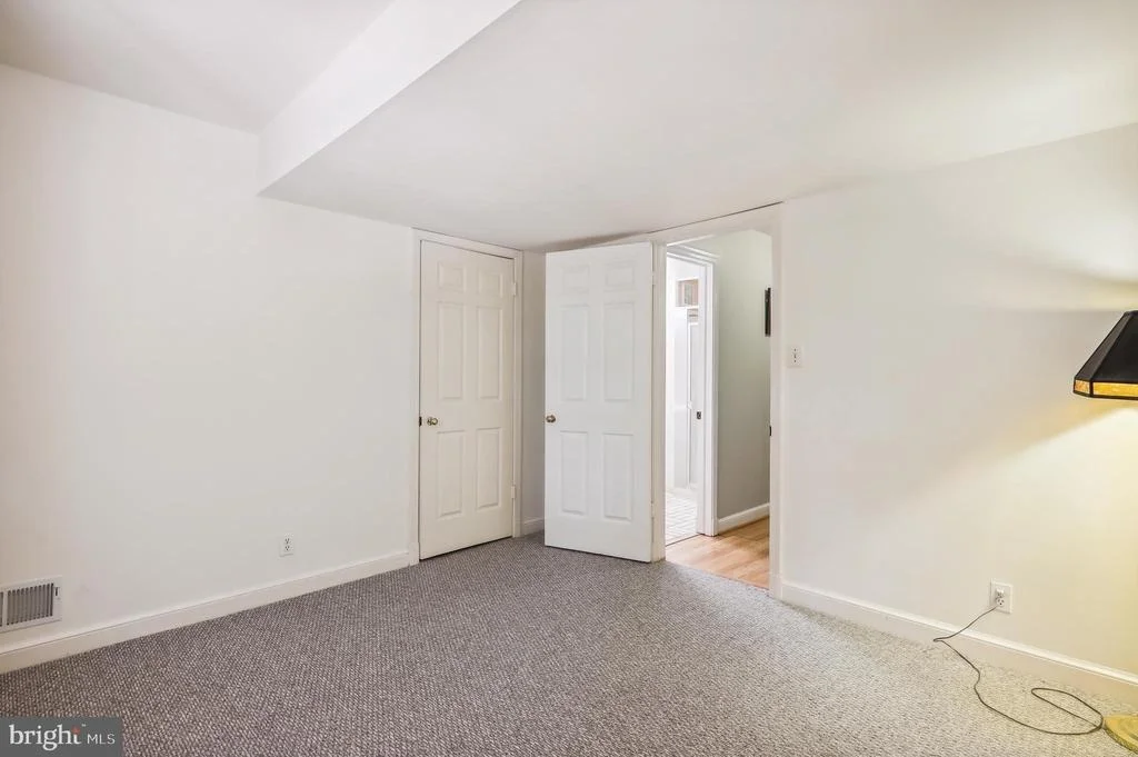 Photo of 8217 WINDSOR VIEW TERRACE