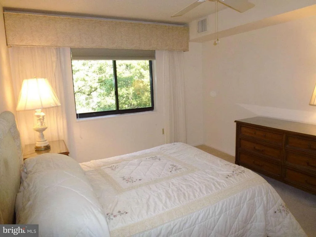 Photo of Unit 3616 at 15115 INTERLACHEN DRIVE