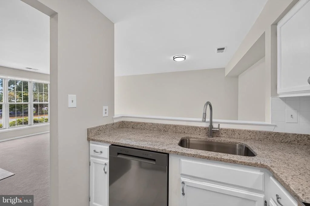 Photo of Unit B at 7710 LEXTON PLACE
