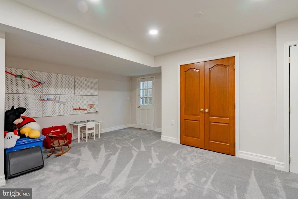 Photo of 4029 CRESCENT ROAD