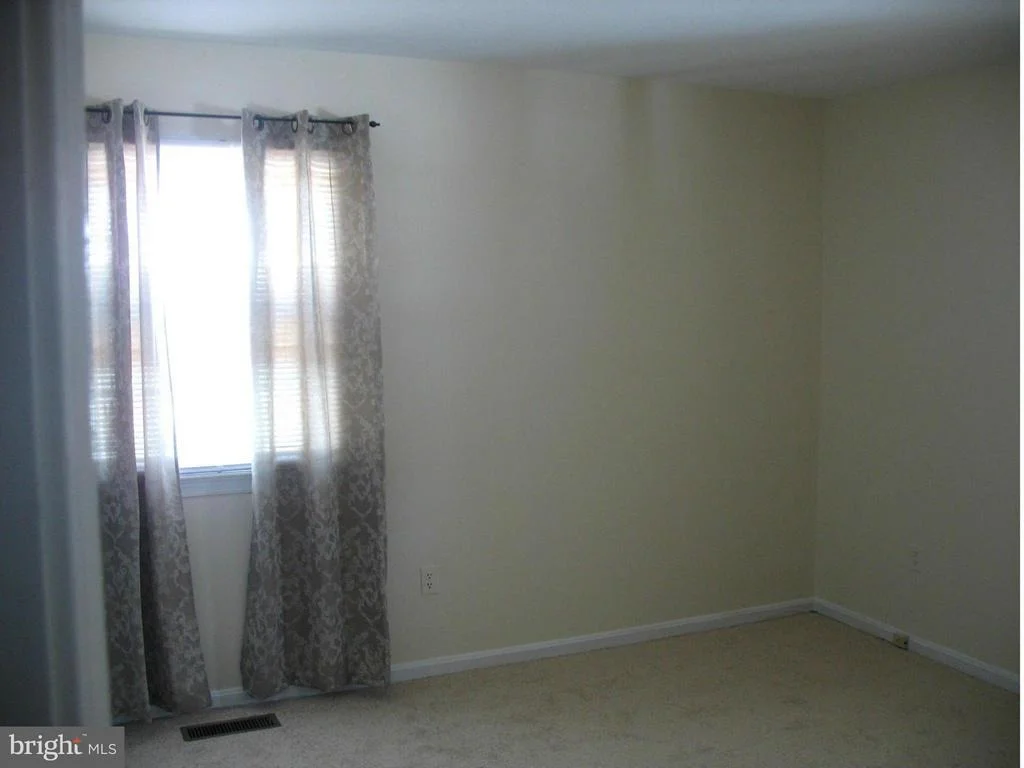 Photo of 769 TIFFANY DRIVE
