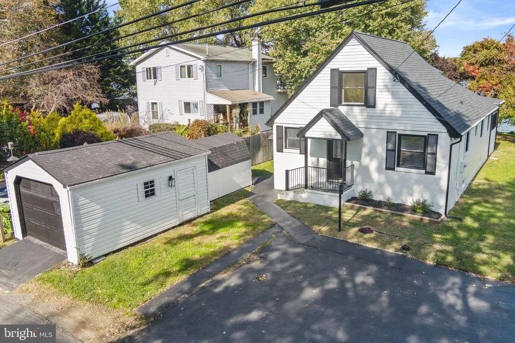 Photo of 515 FREYS ROAD