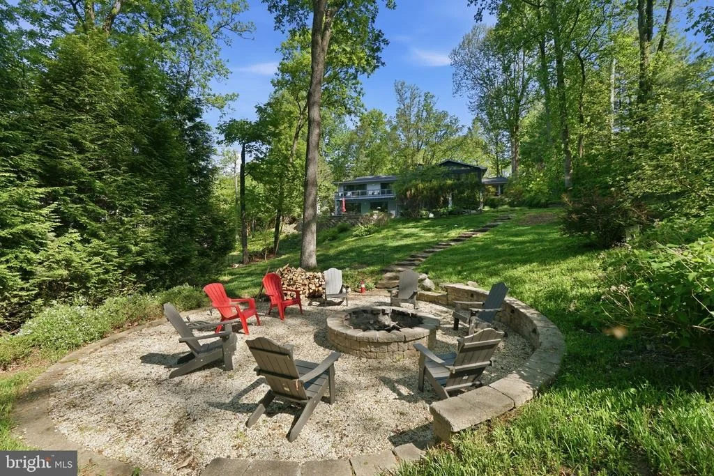 Photo of 15130 SPRINGFIELD ROAD