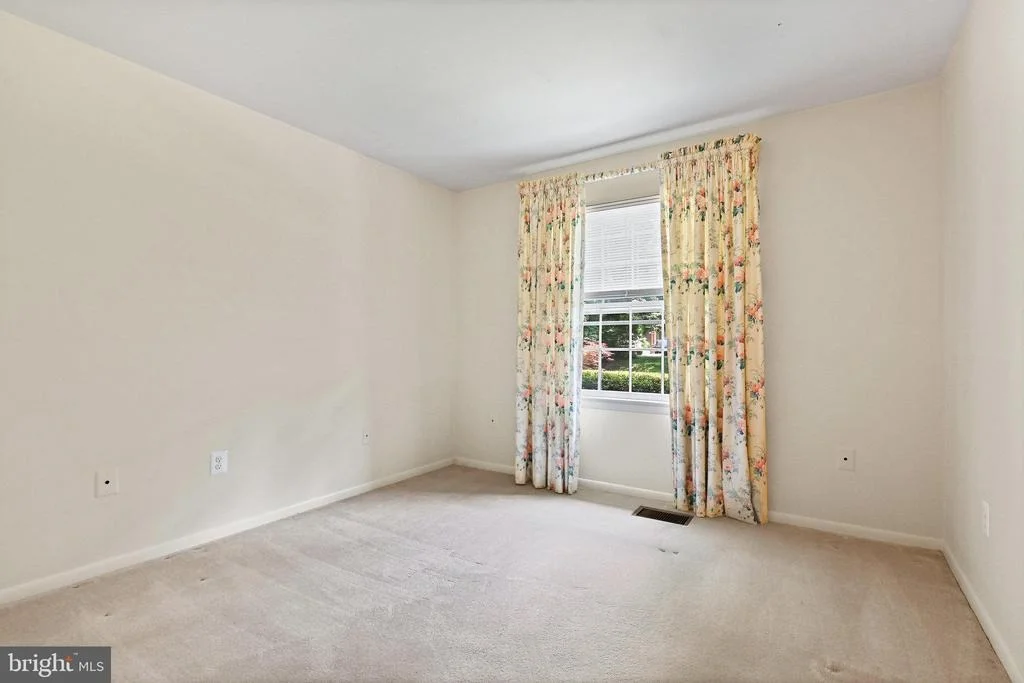 Photo of 3142 SEARSMONT PLACE