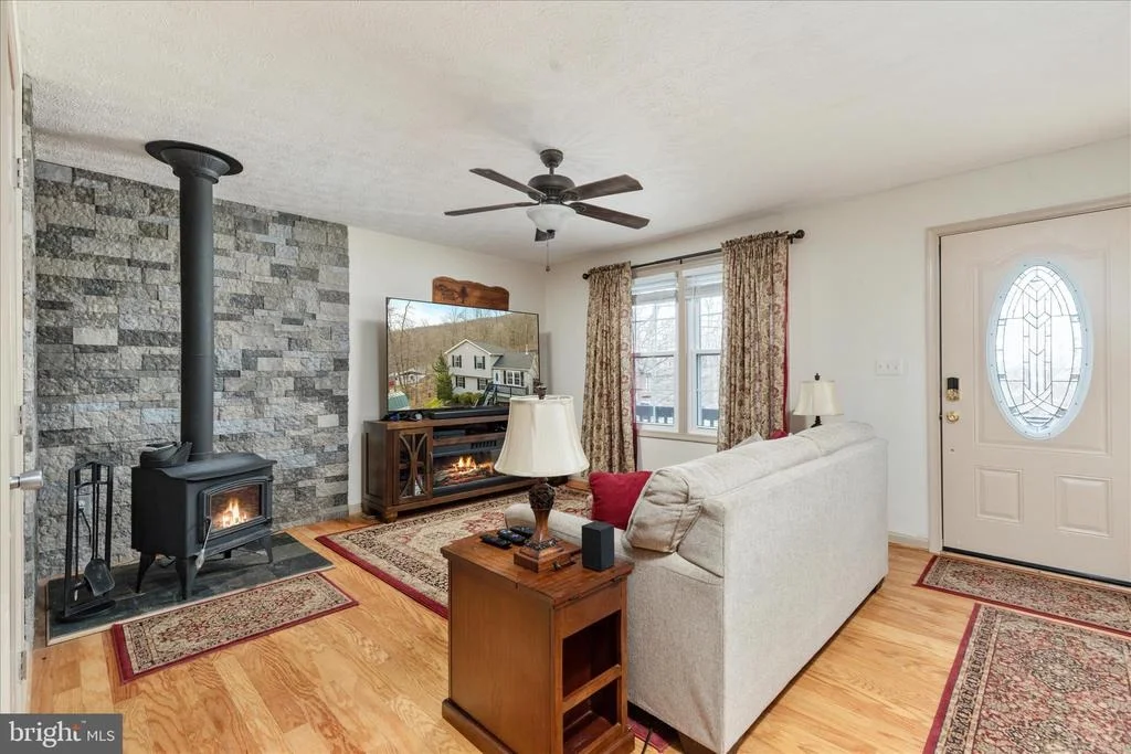 Photo of 109 HURON TRAIL