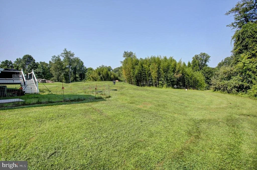Photo of 22 CROSSVIEW TRAIL