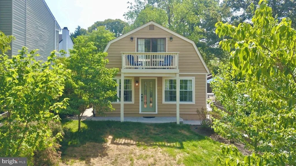 Photo of 613 WEST DRIVE