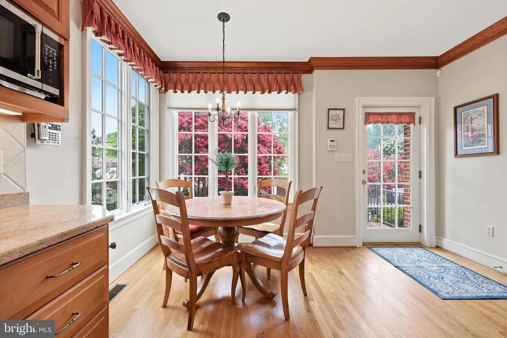 Photo of 310 UPPER COLLEGE TERRACE